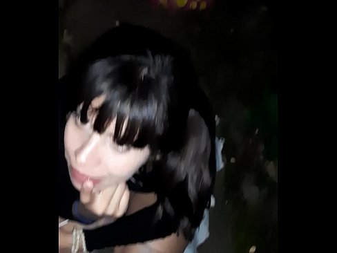 ❤️ Di jalan penis bengkak dengan imbalan permen ️❌ Porno pada kami ❤